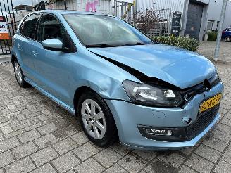 uszkodzony samochody osobowe Volkswagen Polo 1.2 TDI BlueMotion Trendline 2010/4