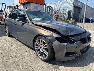 Voiture accidenté BMW 3-serie 320i M-Sport Executive 2018/11