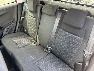 Peugeot 208 1.2 PureTech Signature picture 14