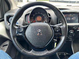 Peugeot 108 1.0 e-VTi Allure picture 8