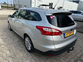 Ford Focus 1.0 EcoBoost Titanium picture 4