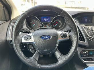Ford Focus 1.0 EcoBoost Titanium picture 8