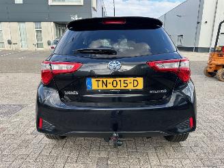 Toyota Yaris 1.5 Hybrid Premium picture 7