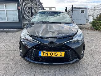 Toyota Yaris 1.5 Hybrid Premium picture 3