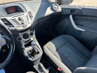 Ford Fiesta 1.25 Trend picture 9