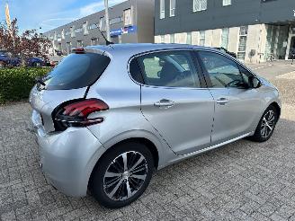 Peugeot 208 1.2 PureTech Active picture 7