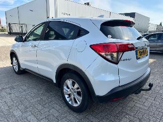 Honda Hr-v 1.5 i-VTEC Elegance picture 4