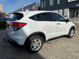 Honda Hr-v 1.5 i-VTEC Elegance picture 6