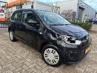 skadebil auto Volkswagen Up! 1.0 move up! BlueMotion 2016/6