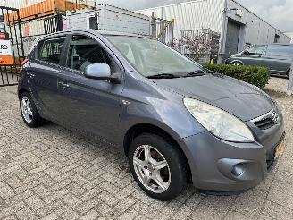 škoda osobní automobily Hyundai I-20 1.2i i-Drive 2010/3