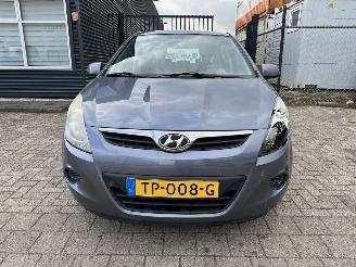 Hyundai I-20 1.2i i-Drive picture 2