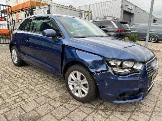 Voiture accidenté Audi A1 1.2 TFSI S edition 2011/7