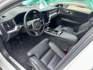 Volvo V-60 2.0 T6 Plug-in hybrid AWD Plus Bright picture 8