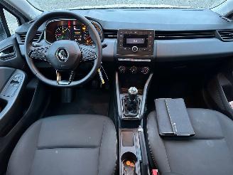 Renault Clio 1.0 TCe Life picture 16