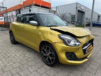 skadebil auto Suzuki Swift 1.2 Comfort Smart Hybrid 2023/4