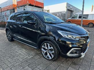 damaged passenger cars Renault Captur 0.9 TCe Intens 2018/2