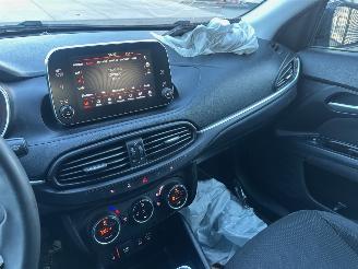 Fiat Tipo 1.6 MultiJet 16v Business picture 12