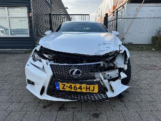 Lexus IS 300h F Sport Edition picture 2