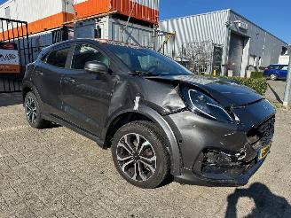 Vaurioauto  passenger cars Ford Puma 1.0 EcoBoost Hybrid ST-Line X 2020/5