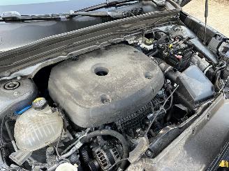 Volvo XC40 2.0 T4 Momentum picture 3