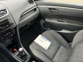 Suzuki Swift 1.2 Exclusive EASSS picture 13