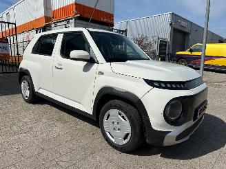 Schadeauto Hyundai Inster E-Motion 42 kWh 327km range 2025/2