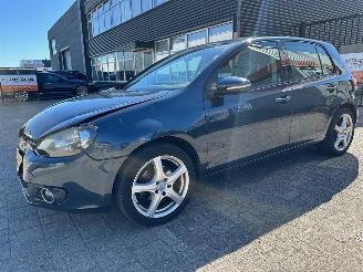 Volkswagen Golf 1.2 TSI Trendline BlueMotion Automaat picture 3