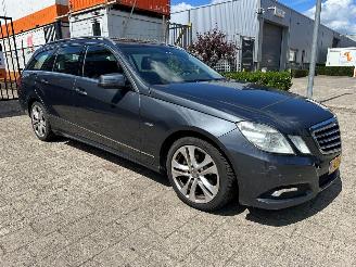 skadebil auto Mercedes E-klasse 220 CDI Avantgarde Automaat 2010/5