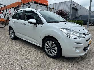 Voiture accidenté Citroën C3 1.2 PureTech Collection 2015/10