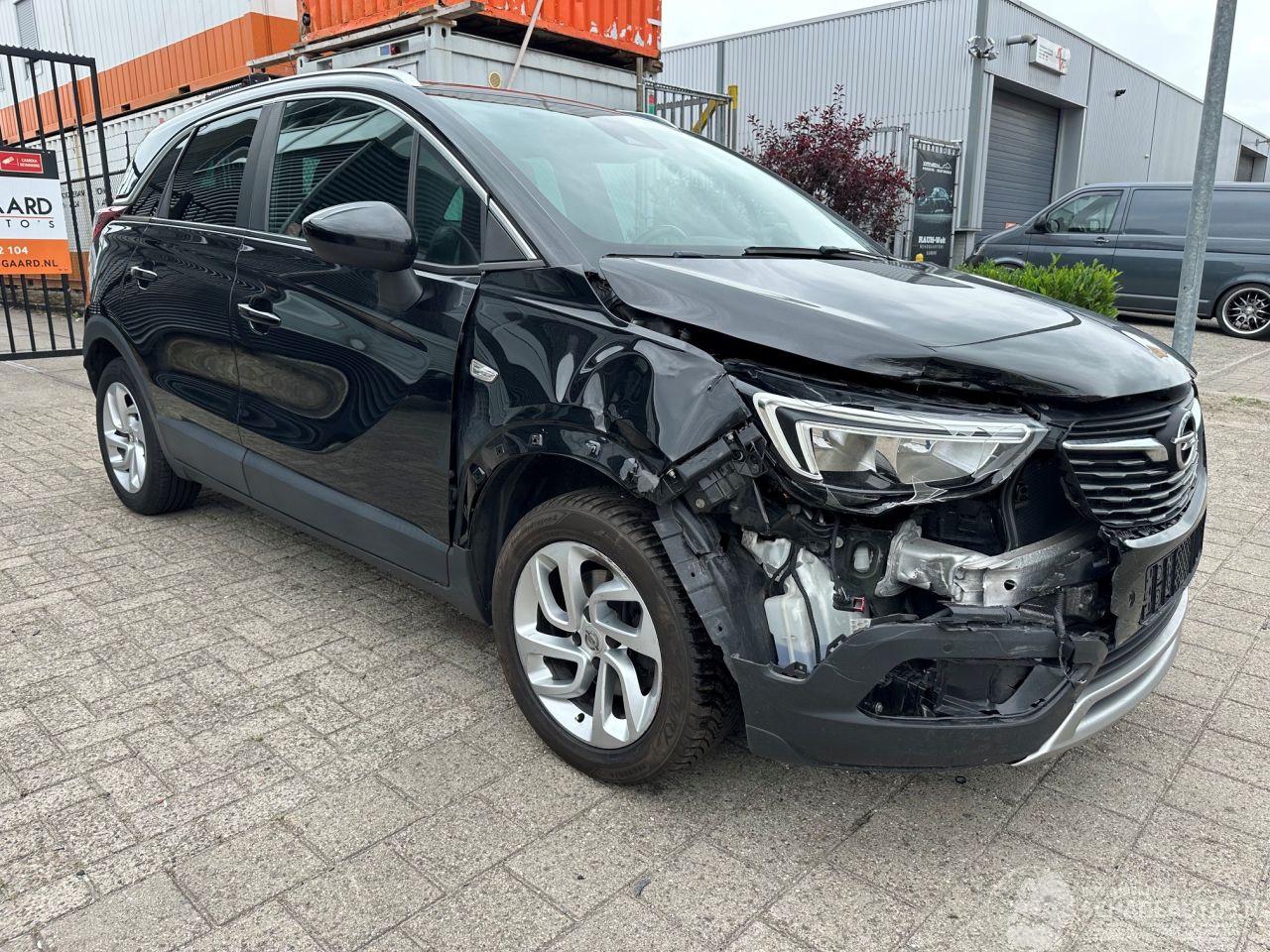 Opel Crossland X 1.2 Turbo Online Edition