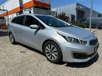 Auto incidentate Kia Cee d SZ-530-L 2018/6