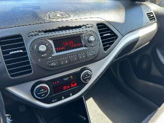 Kia Picanto 1.0 CVVT DynamicLine picture 12