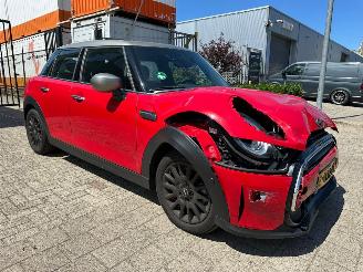 Schadeauto Mini Cooper 1.5 Cooper Camden Edition Automaat 2024/3