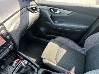 Nissan Qashqai 1.3 DIG-T N-Connecta picture 14