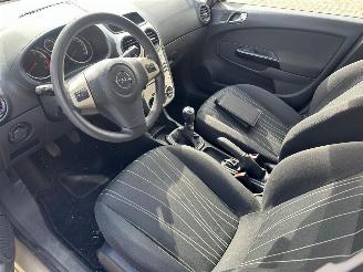Opel Corsa 1.4-16V Enjoy NAP picture 7