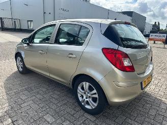Opel Corsa 1.4-16V Enjoy NAP picture 4