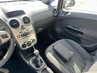 Opel Corsa 1.4-16V Enjoy NAP picture 10