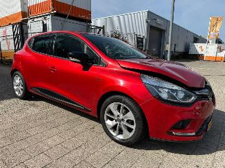 Unfallwagen Renault Clio 0.9 TCe Limited 2018/4