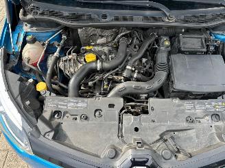 Renault Captur 0.9 TCe Authentique picture 3