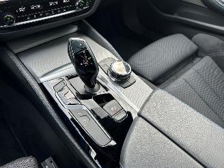 BMW 5-serie 540i xDrive High Executive picture 15