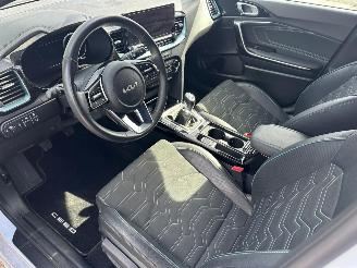 Kia Ceed 1.0 T-GDi Design Edition picture 8