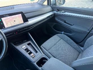 Volkswagen Golf 1.0 eTSI Life picture 14