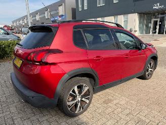 Peugeot 2008 1.2 PureTech GT-line picture 6