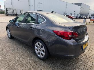 Opel Astra 1.4 Turbo Business+ picture 4