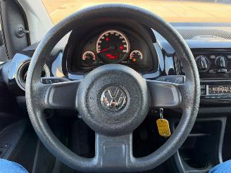 Volkswagen Up! 1.0 high up! BlueMotion picture 8