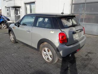 Mini Mini Mini (F56), Hatchback 3-drs, 2013 1.5 12V Cooper D picture 4
