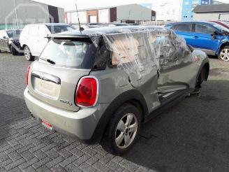Mini Mini Mini (F56), Hatchback 3-drs, 2013 1.5 12V Cooper D picture 3