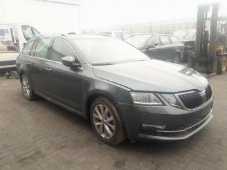 Skoda Octavia Octavia Combi (5EAC), Combi 5-drs, 2012 / 2020 1.6 TDI 16V picture 2
