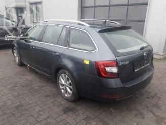 Skoda Octavia Octavia Combi (5EAC), Combi 5-drs, 2012 / 2020 1.6 TDI 16V picture 4