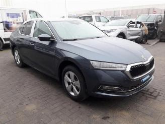 Skoda Octavia Octavia (NXAA), Liftback, 2020 1.5 TSI 16V picture 2